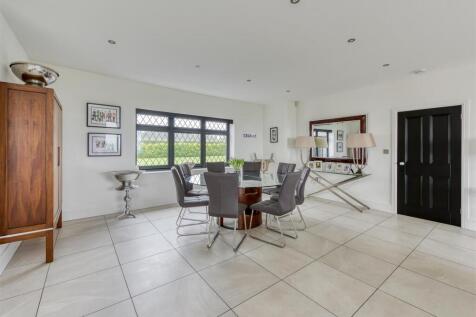 Plas Gwyn-kitchen3.jpg