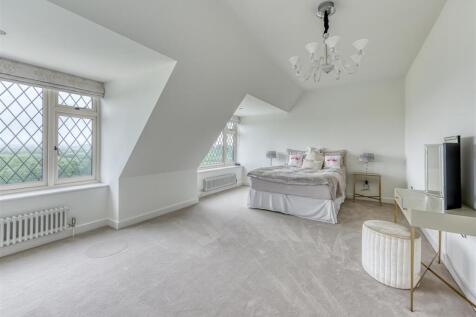 Plas Gwyn-bed4.jpg