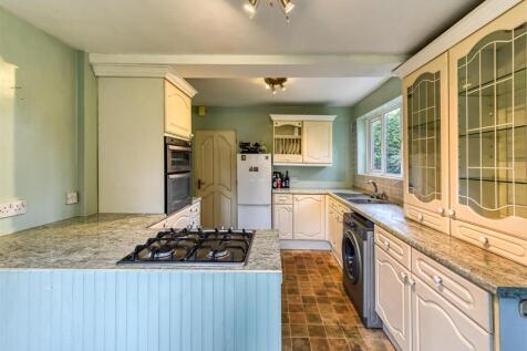 Coachmans Croft-annex kitchen.jpg