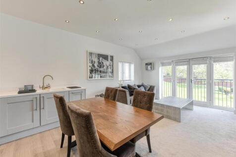 5F The Mitre-living1.jpg