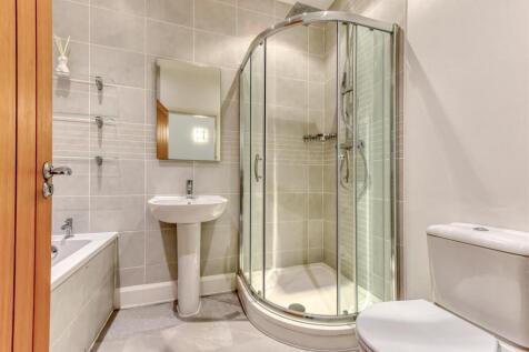 5F The Mitre-bathroom.jpg