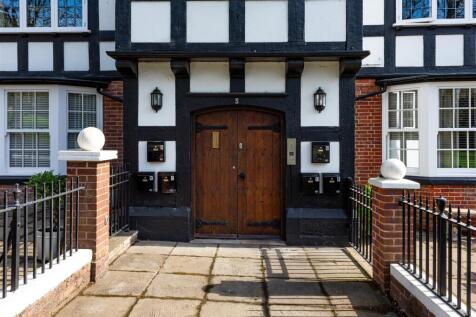 5F The Mitre-front3.jpg