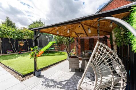 43 Henry Fowler Drive-external-2.jpg