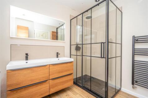 Alpine Lodge (24).jpg