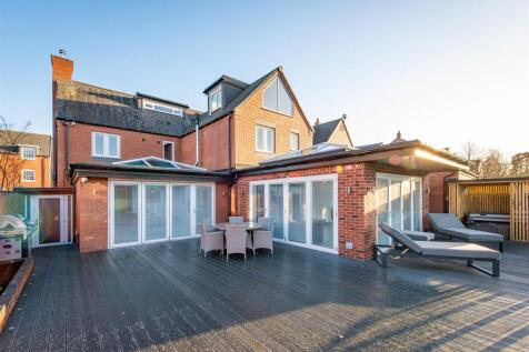 37 Deaconsfield-rear1.jpg