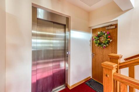 3 The Gables-communal3.jpg
