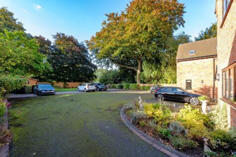 3 The Gables-OCT24-08.jpg