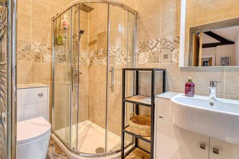 5 Stanmore Mews-03.jpg