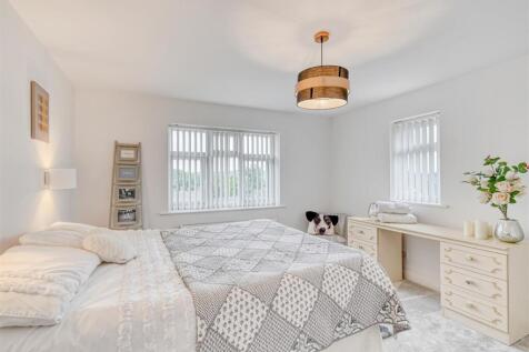 23 Conduit Lane-16.jpg