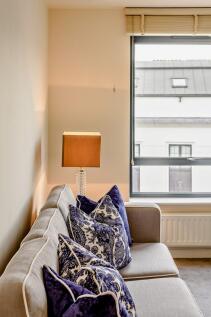 8447057-interior3...