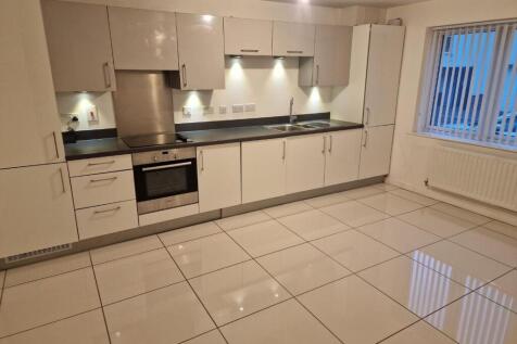 Kitchen/Living/Dining