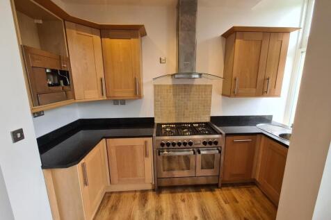 Lounge/Dining/Kitchen
