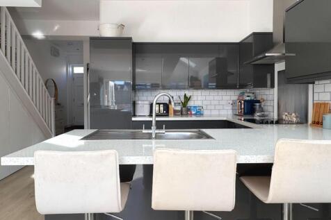 Open Plan Lounge/Dining/Kitchen