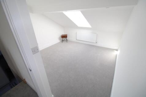 BEDROOM 2jpg