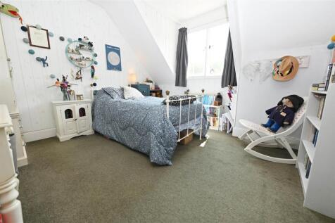 Double BEDROOM 4 (VIEWS)