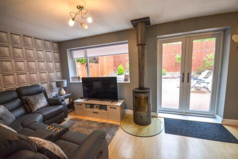 Family Room / Diner