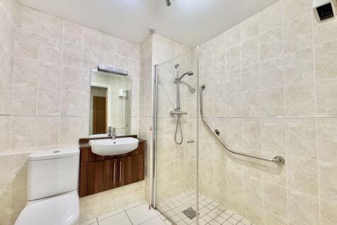 Shower Room / Wet Room