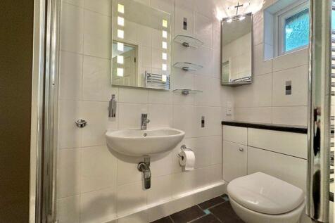 En suite shower room