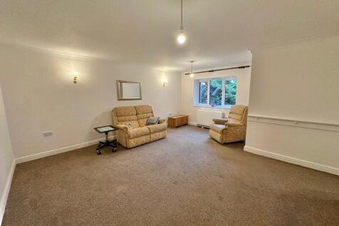 Living/dining room