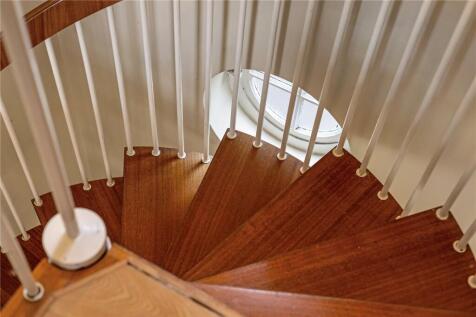 Middle Stairs