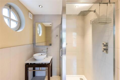 En Suite Shower 1
