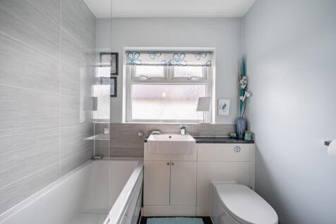 1370868-15-68f62f...