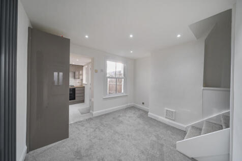 1372950-17-6900e7...