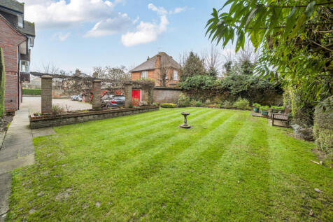 1383467-3-692968a...