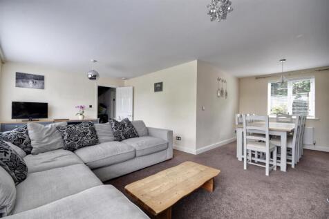 Living / dining room