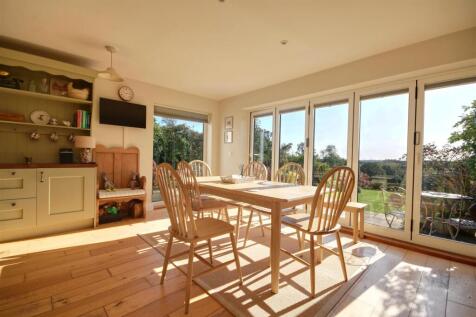 Kitchen / breakfast room