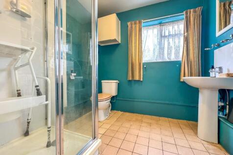 Downstairs Shower Rm