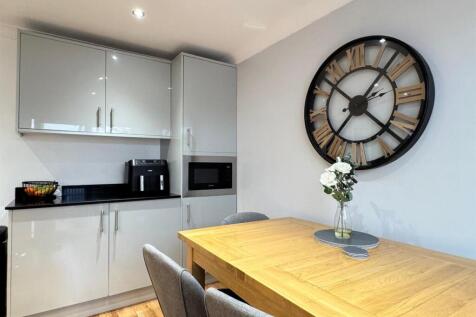 Kitchen 3.jpg