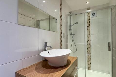 En-Suite Shower
