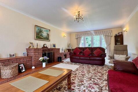 Lounge (2)-fotor-20250606141657.jpg