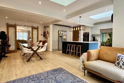 Kitchen, Dining &amp; Family Area