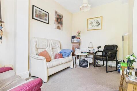 CAM04960G0-PR0010-STILL029 (Large).jpg