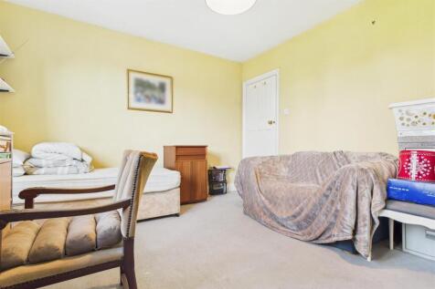 CAM04960G0-PR0010-STILL018 (Large).jpg