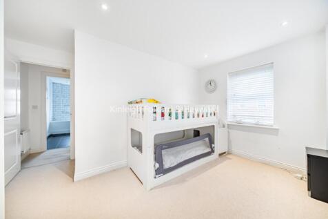 1dbf2240-440a-49e3-8