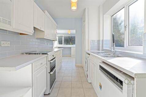 Horse Shoe Dr, Bristol, Hern Crabtree (9).jpg