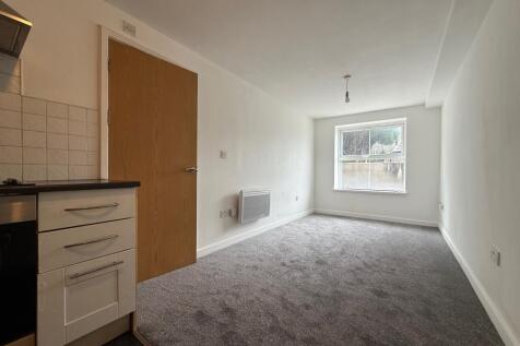 Call 02920 668585 to secure your viewing _5
