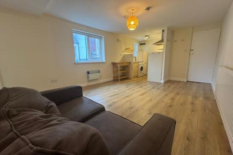 87557935-0912-4d0c-a21b-c286aeaabd6f