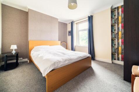 Call 02920 454555 to secure your viewing_10