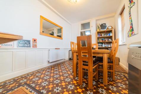 Call 02920 454555 to secure your viewing_8