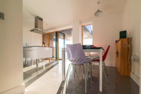 Award-winning Media team on EVERY Listing_13