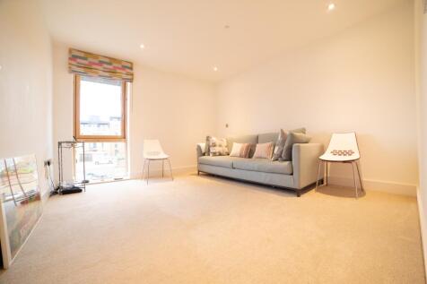 Award-winning Media team on EVERY Listing_31