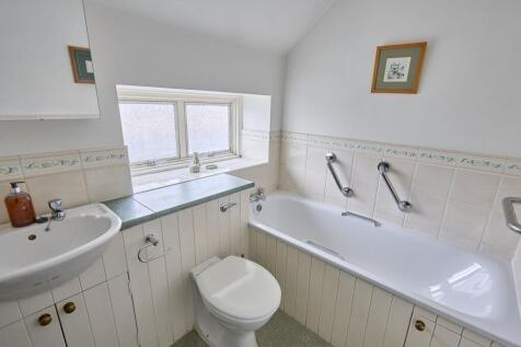 First Floor Bathroom