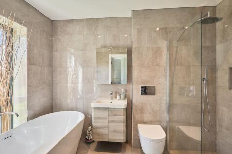 Ground Floor Bathroom