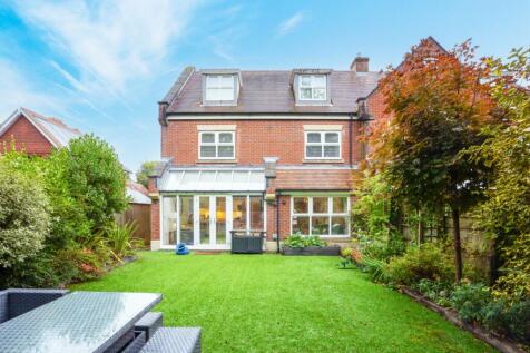 2 wellwood close externals-1A rear garden