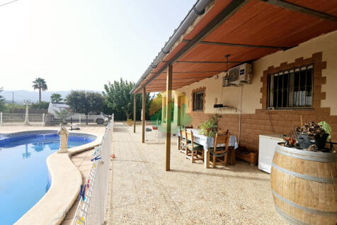 3 Bedroom Detached For Sale-LIB01-4