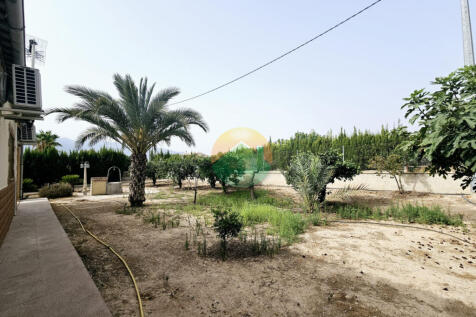 3 Bedroom Detached For Sale-LIB01-11